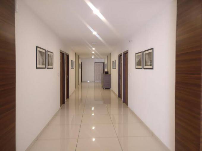 Phoenix Holidays Kochi Exterior foto